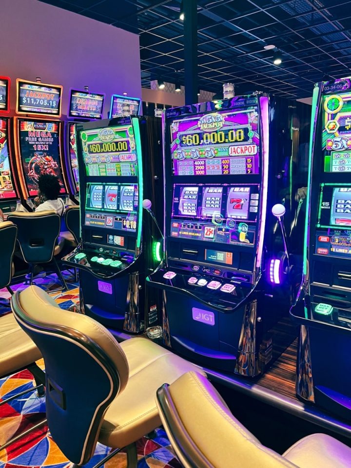 Online Slots: Ultimate Reviews & Guides for the Best Slots 2026 - slots illustration