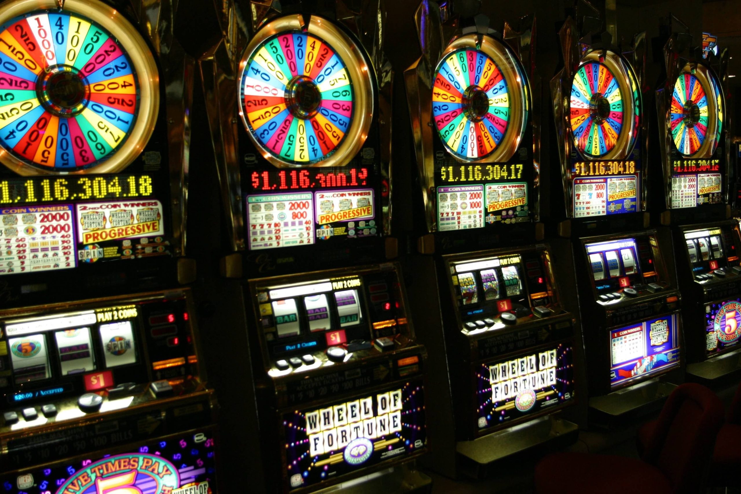 Online Slots Malaysia: The Ultimate Player's Guide for 2026 - slots illustration